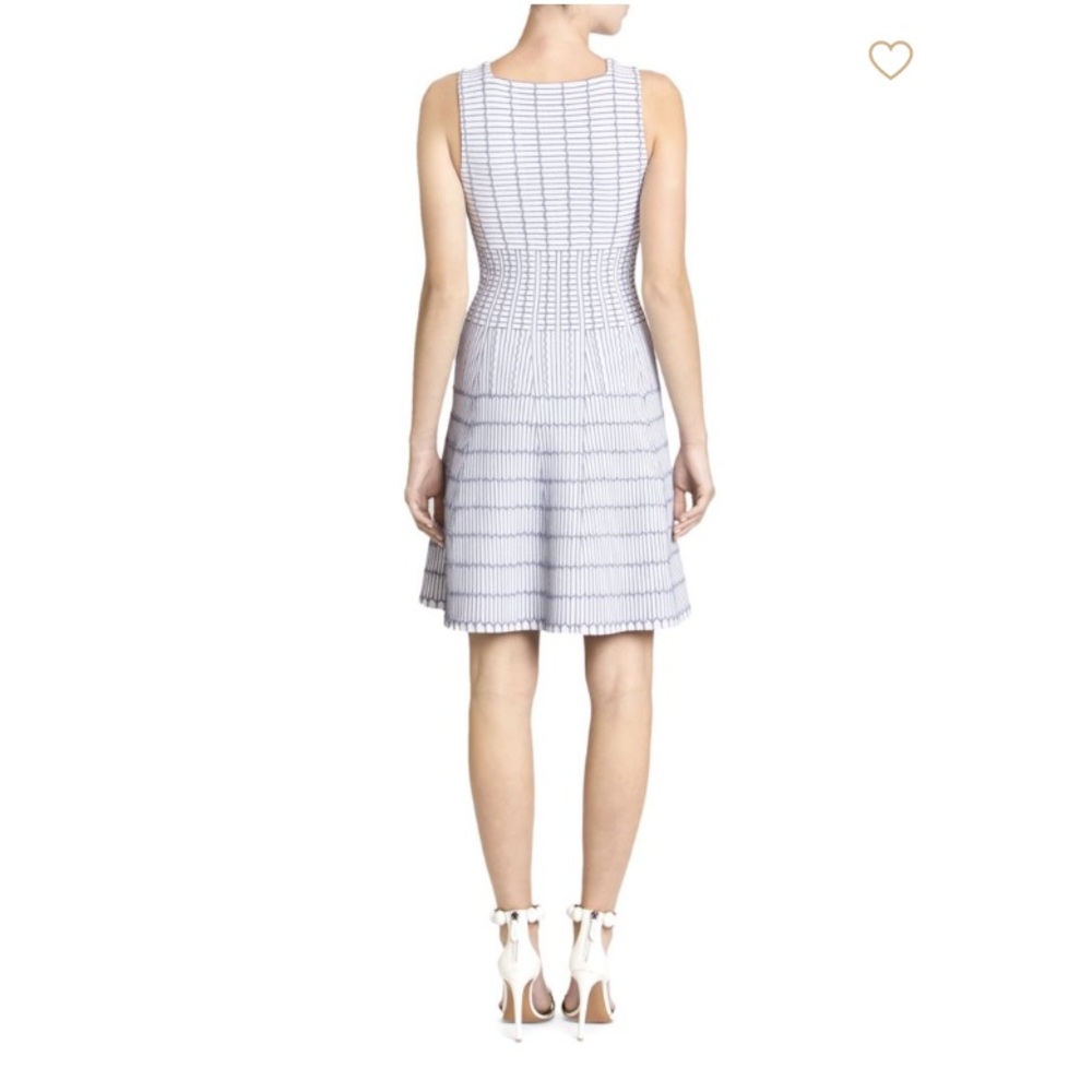ALAIA***Pintuck A-Line Stunning White Dress****US ?? $2600 - Picture 4 of 6